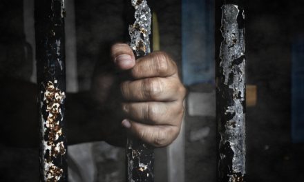 Descubrimiento de fosa común en un centro penitenciario ilustra la grave crisis carcelaria en Venezuela