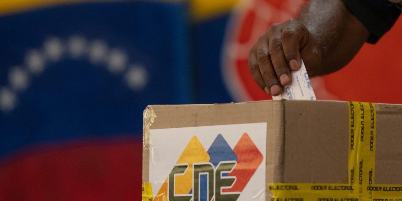 Organizaciones y actores de la sociedad civil  expresan su contundente rechazo a la falta de transparencia relacionada con la renuncia intempestiva de un grupo de rectores principales y suplentes del CNE