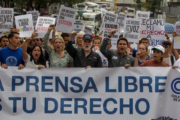 Relatoría para la Libertad de Expresión de la CIDH condena cierre de más de 50 medios por su línea editorial