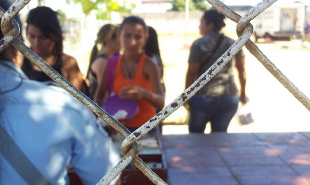 Derechos vulnerados a mujeres privadas de libertad en centros de detención preventiva