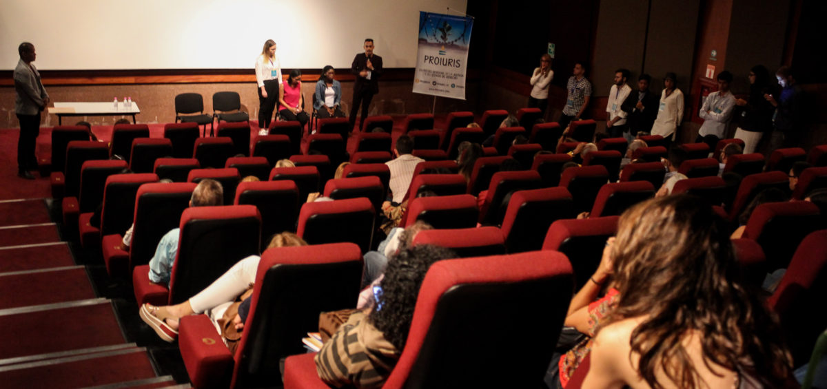 91 personas asistieron al cineforo organizado por Proiuris para contribuir al debate sobre el aumento de las ejecuciones extrajudiciales en Venezuela.