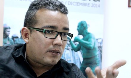 El derecho de marchar a Miraflores / Inti Rodríguez