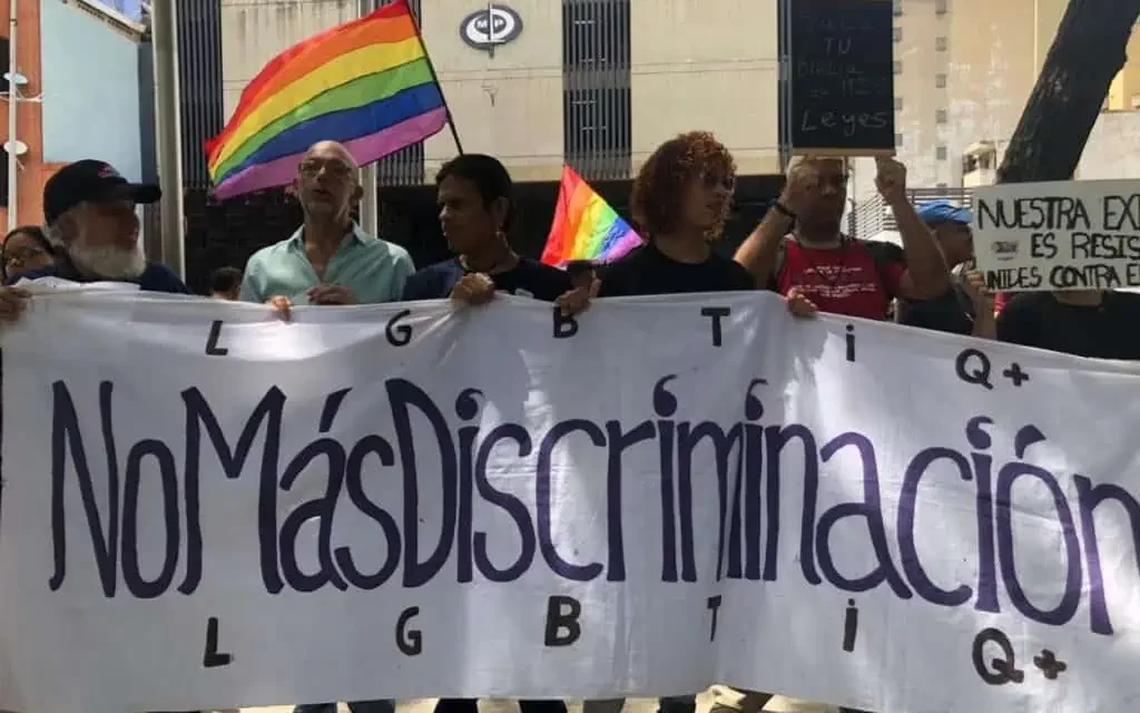 Periodistas y medios de comunicación fueron las principales víctimas de las violaciones a la libertad de expresión en julio