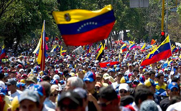 La Asamblea Nacional Constituyente intenta instaurar un régimen que suprime el ejercicio de la soberanía democrática