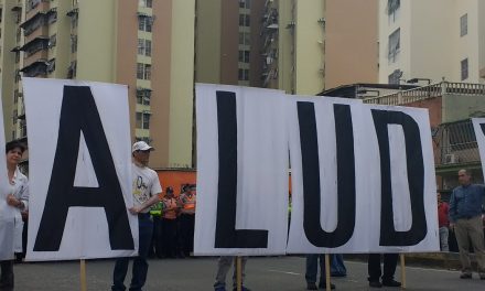 Gremios, sindicatos y ONG exigieron al Gobierno atender crisis de la salud