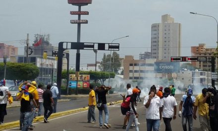 Alerta ante discriminación y sometimiento de estudiantes y profesores universitarios en Zulia y Mérida