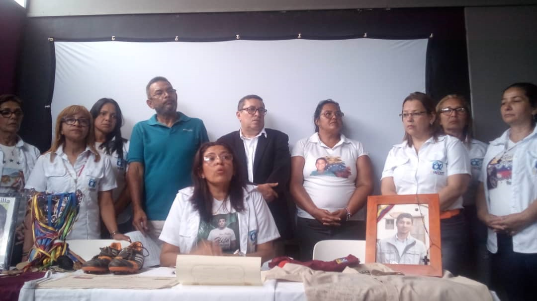 Comité de víctimas denunció en protesta pacífica que sólo 5 de los casos de jóvenes asesinados en las protestas de 2017 han pasado a fase de juicio