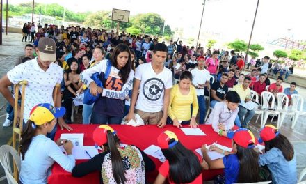 Comunidad universitaria denuncia prácticas intimidatorias contra estudiantes universitarios