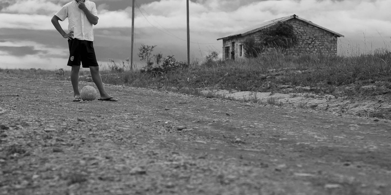 Indígenas expresan descontento ante incumplimiento del gobierno para abordar titularidad de tierras