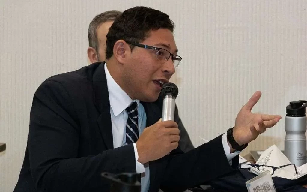 Mario D’Andrea: “El proyecto de ley de cooperación internacional es una espada de Damocles sobre la sociedad civil”